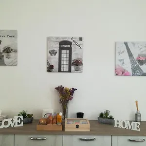 https://la-casa-di-ali.it-tuscanyhotel.com